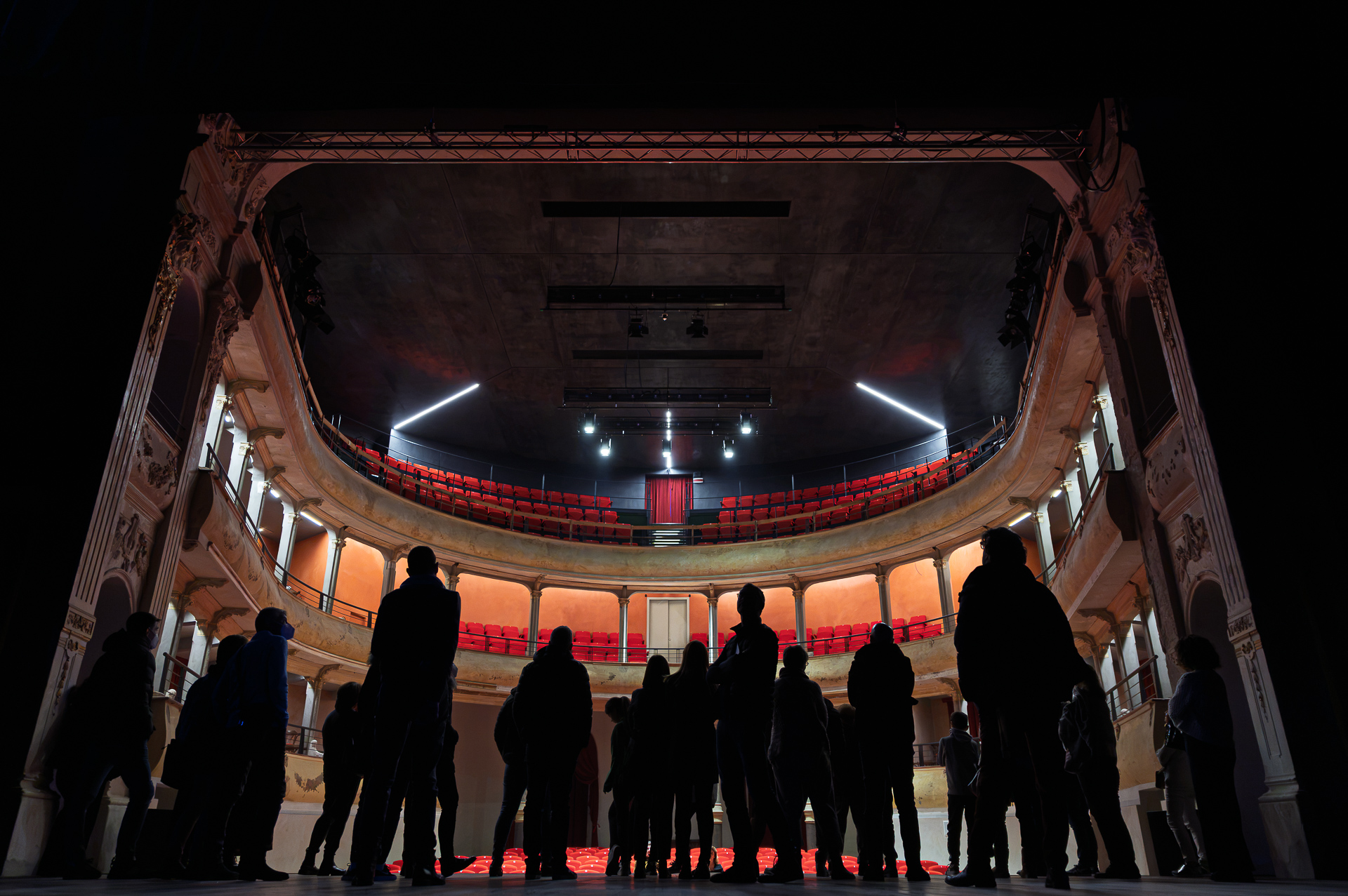 Visita guidata sul palcoscenico del Teatro Civico