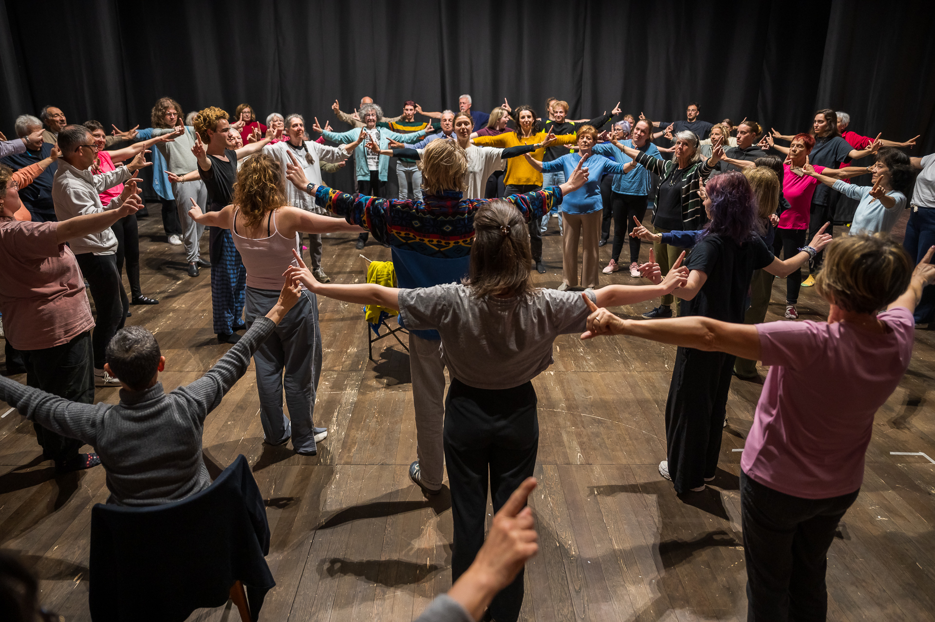 Dance Well sul palco del Teatro Civico